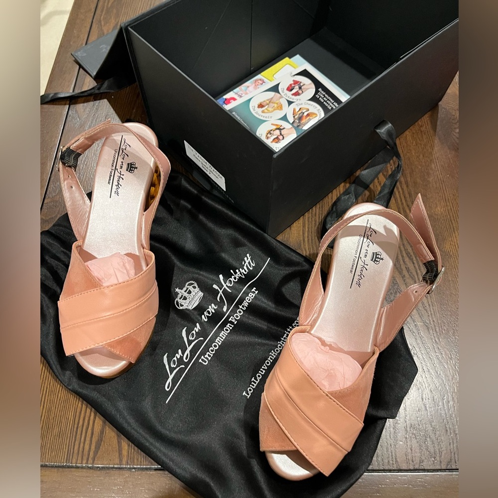 Lucky Lou Venus Wedge in Rose Gold